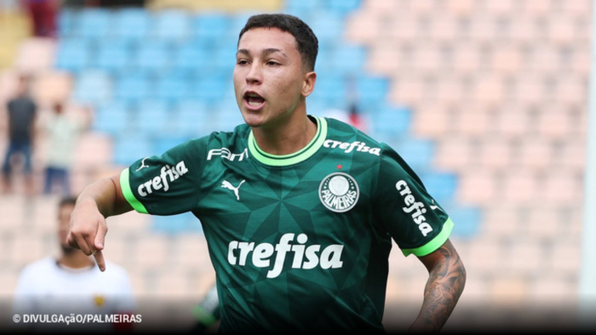 Thalys celebra un gol anotado con la elástica de Palmeiras | SEP