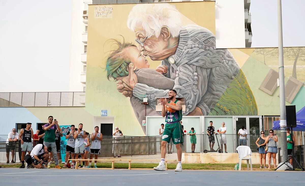 Chris Duarte durante su presentación con el Unicaja Baloncesto