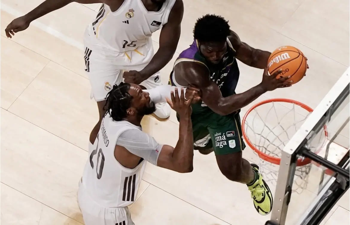 Addae-Wusu en un partido del Unicaja Baloncesto