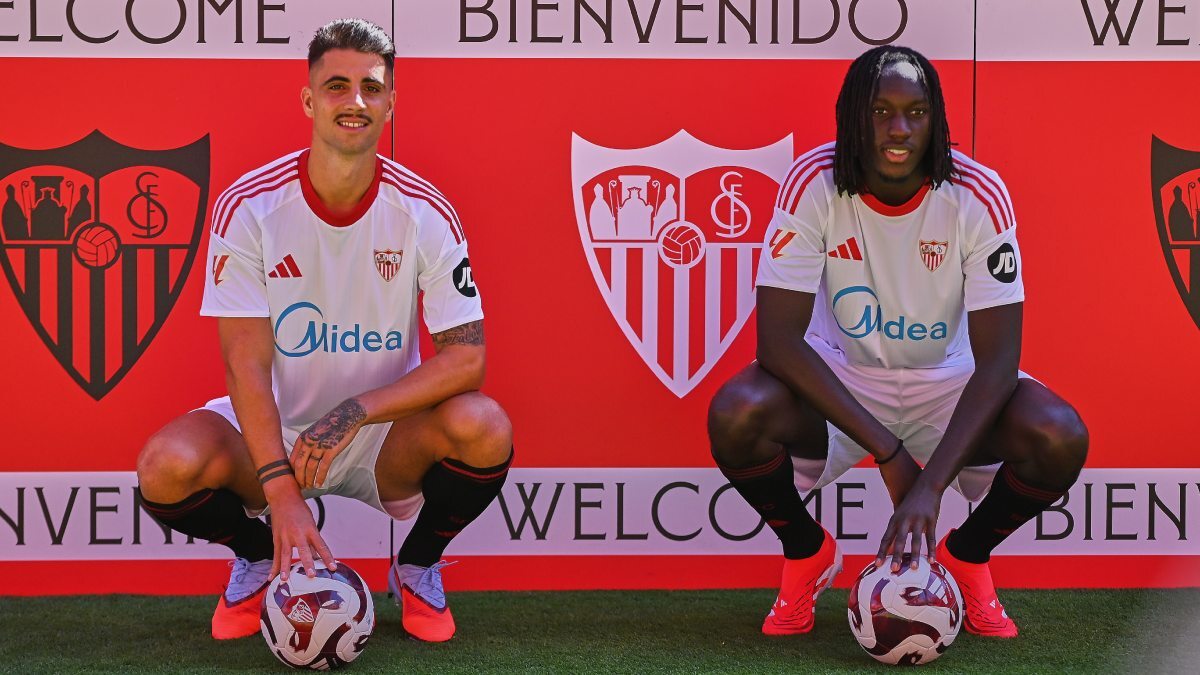 Fábio Cardoso y Batista Mendy en la presentación de ambos con el Sevilla FC | Salvador López Medina para El MIRA