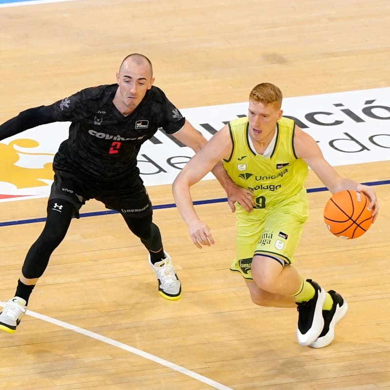 Alberto Díaz durante el Unicaja Baloncesto - Coviran Granada