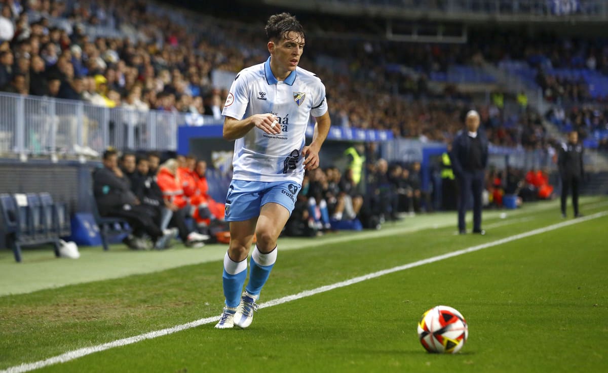 Jokin Gabilondo en un partido del Málaga CF