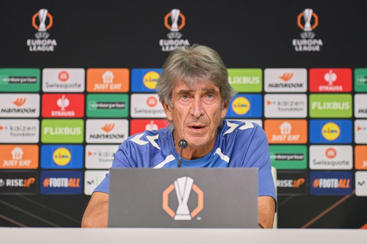 Manuel Pellegrini en la rueda de prensa previa al Real Betis - Nottingham Forest | Salvador López Medina para El MIRA