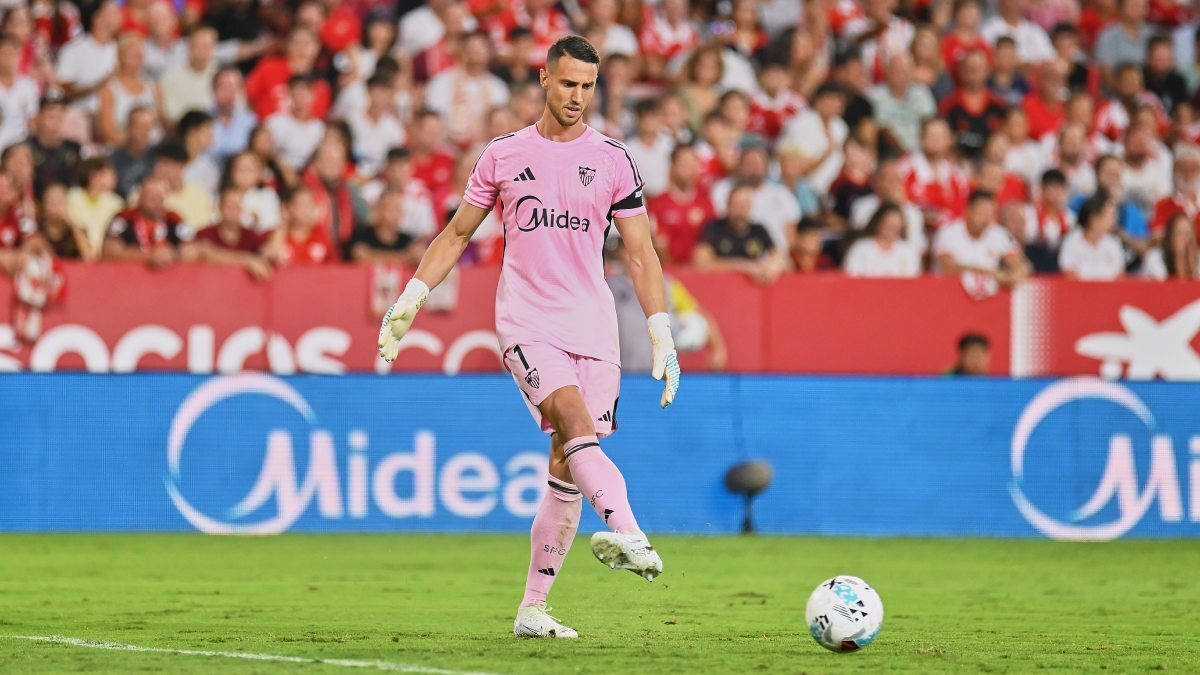 Odysseas Vlachodimos en el Sevilla FC - Villarreal CF | Salvador López Medina para El MIRA