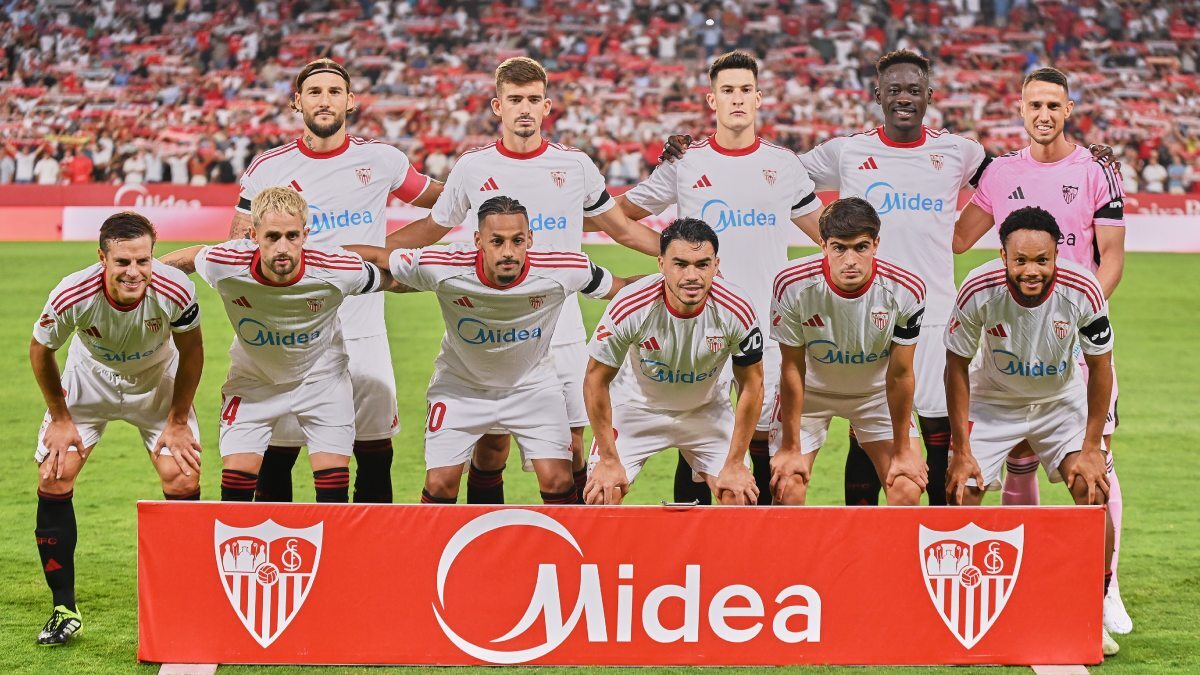 Once titular del Sevilla FC ante el Villarreal CF | Salvador López Medina para El MIRA