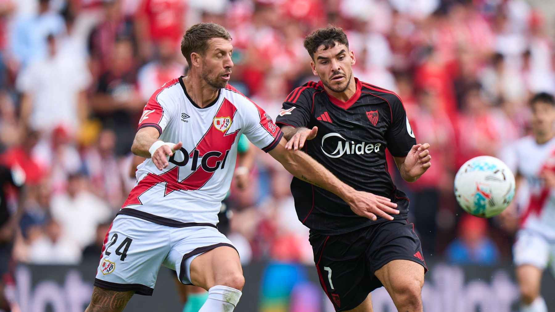Isaac Romero y Lejeune en el Rayo Vallecano - Sevilla FC | @SevillaFC