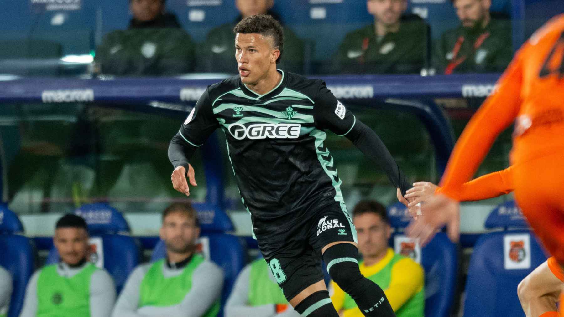 Deossa en el Torrent - Real Betis | @RealBetis