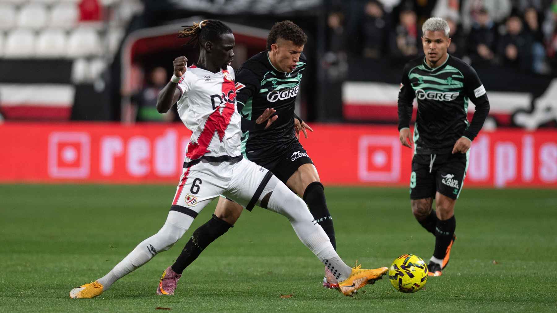 Nelson Deossa en el Rayo Vallecano - Real Betis | @RealBetis
