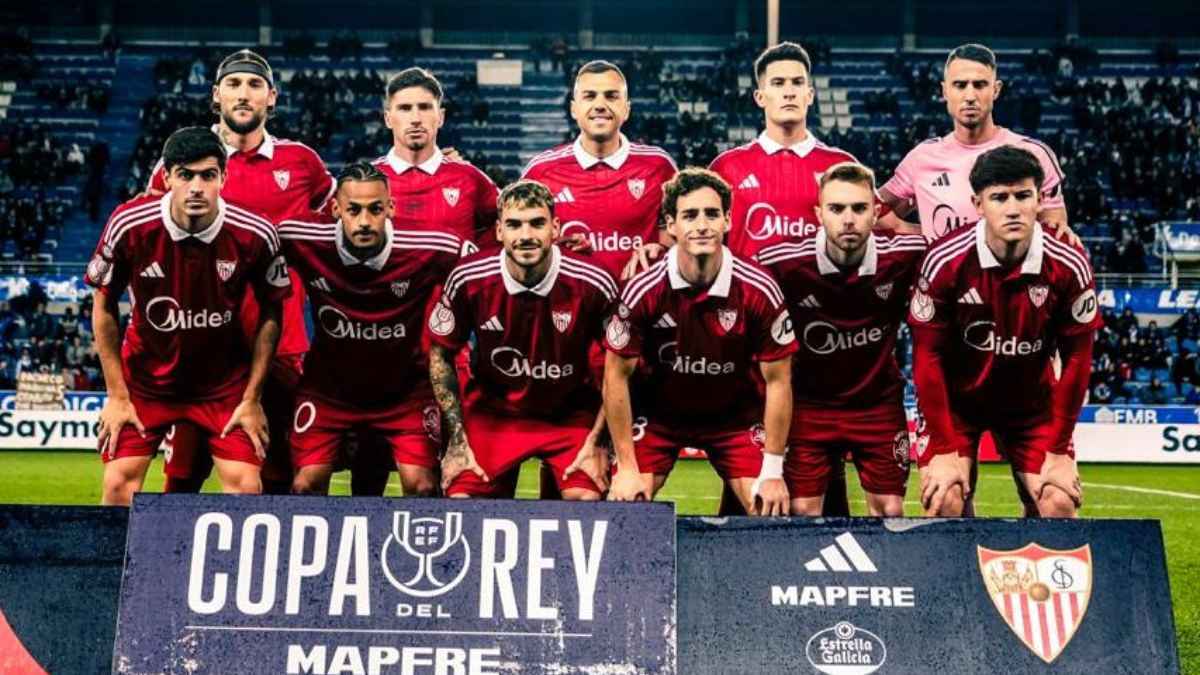 Alineación del Sevilla FC ante el Deportivo Alavés | @SevillaFC