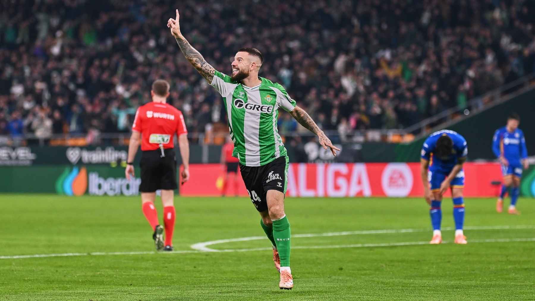 Aitor Ruibal celebra su gol en el Real Betis - Getafe CF | Salvador López Medina