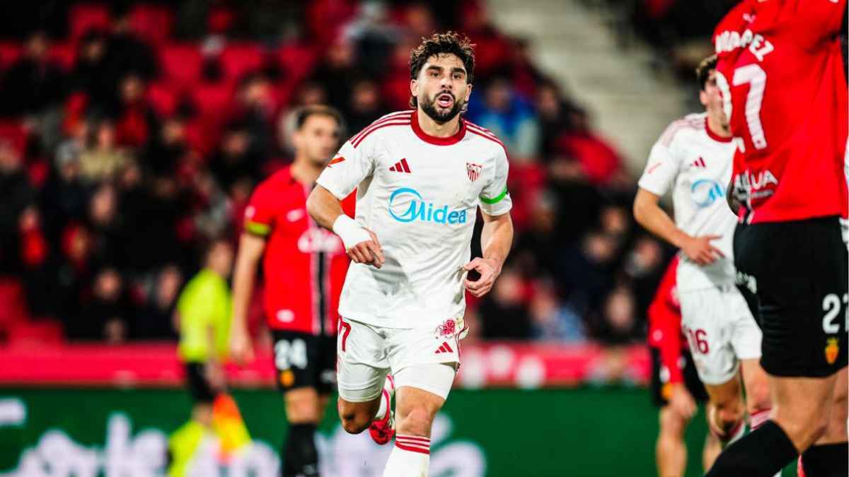 Neal Maupay en el Mallorca - Sevilla FC | @SevillaFC