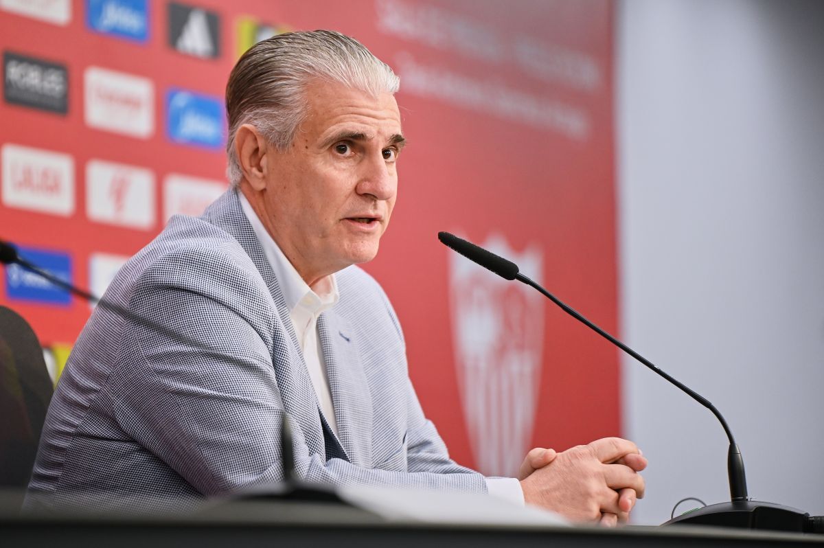 Antonio Cordón en la presentación de Neal Maupay con el Sevilla FC | Salvador López Medina