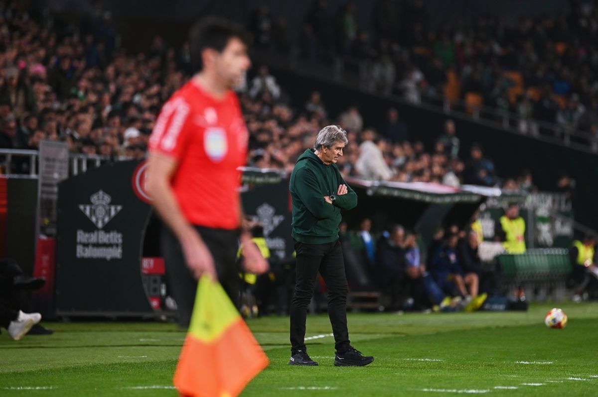 Manuel Pellegrini en el Real Betis - Atlético de Madrid | Salvador López Medina para El MIRA