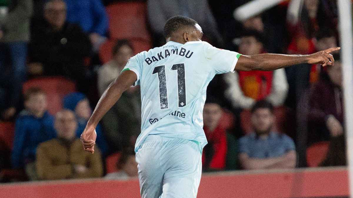 Bakambu celebra su gol en el Mallorca - Real Betis | @RealBetis