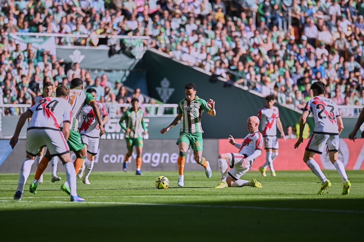 Antony en el Real Betis -Rayo Vallecano | Salvador López Medina