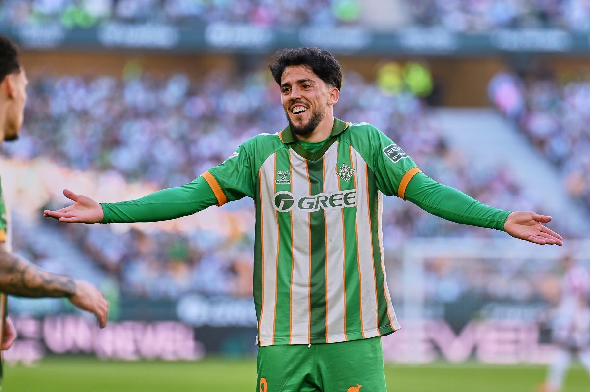 Pablo Fornals en el Real Betis -Rayo Vallecano | Salvador López Medina