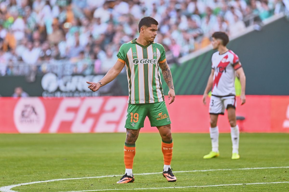 Cucho Hernández en el Real Betis -Rayo Vallecano | Salvador López Medina