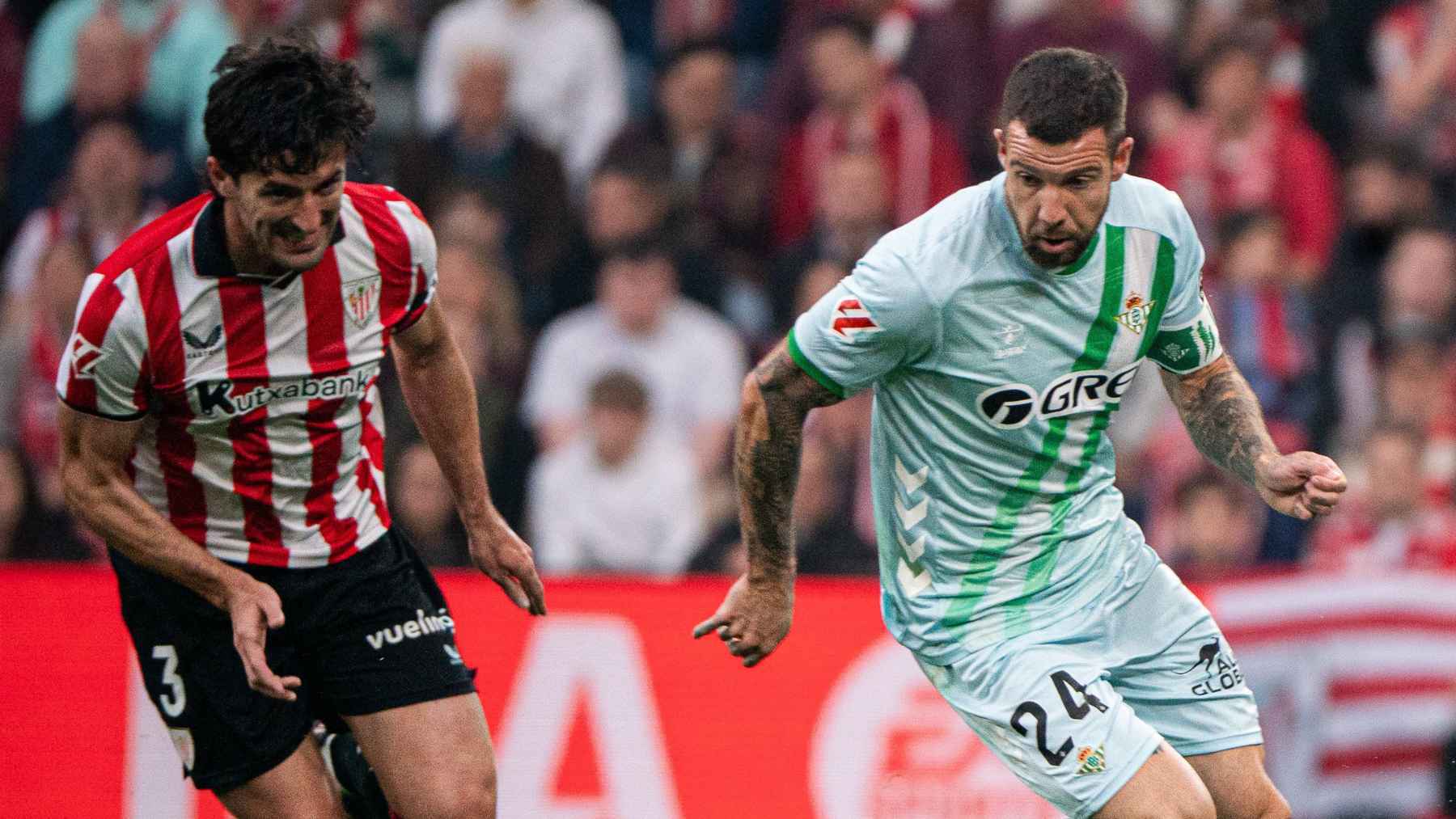 Aitor Ruibal y Vivian en el Real Betis - Athletic Club | @RealBetis