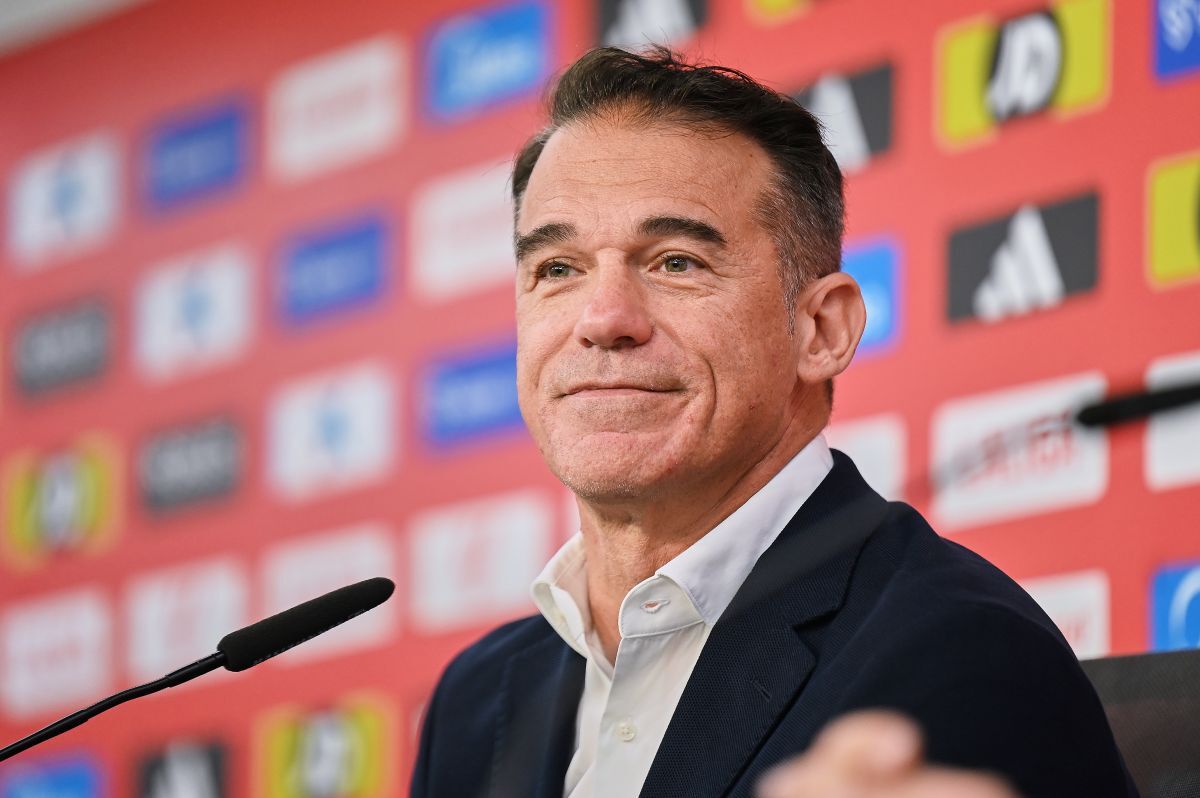 Luis García Plaza en su presentación con el Sevilla FC | Salvador López Medina para El MIRA