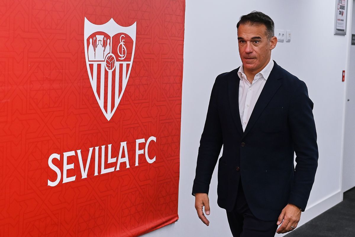 Luis García Plaza en su presentación con el Sevilla FC | Salvador López Medina para El MIRA