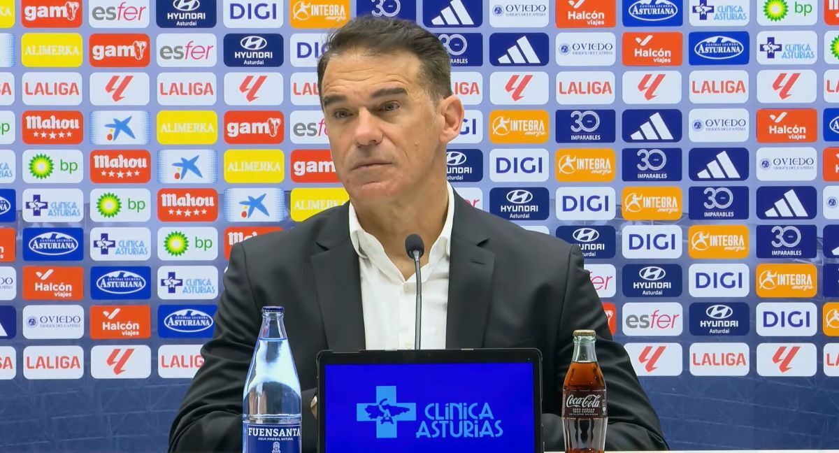 Luis García Plaza en la rueda de prensa posterior al Real Oviedo - Sevilla FC | LaLiga