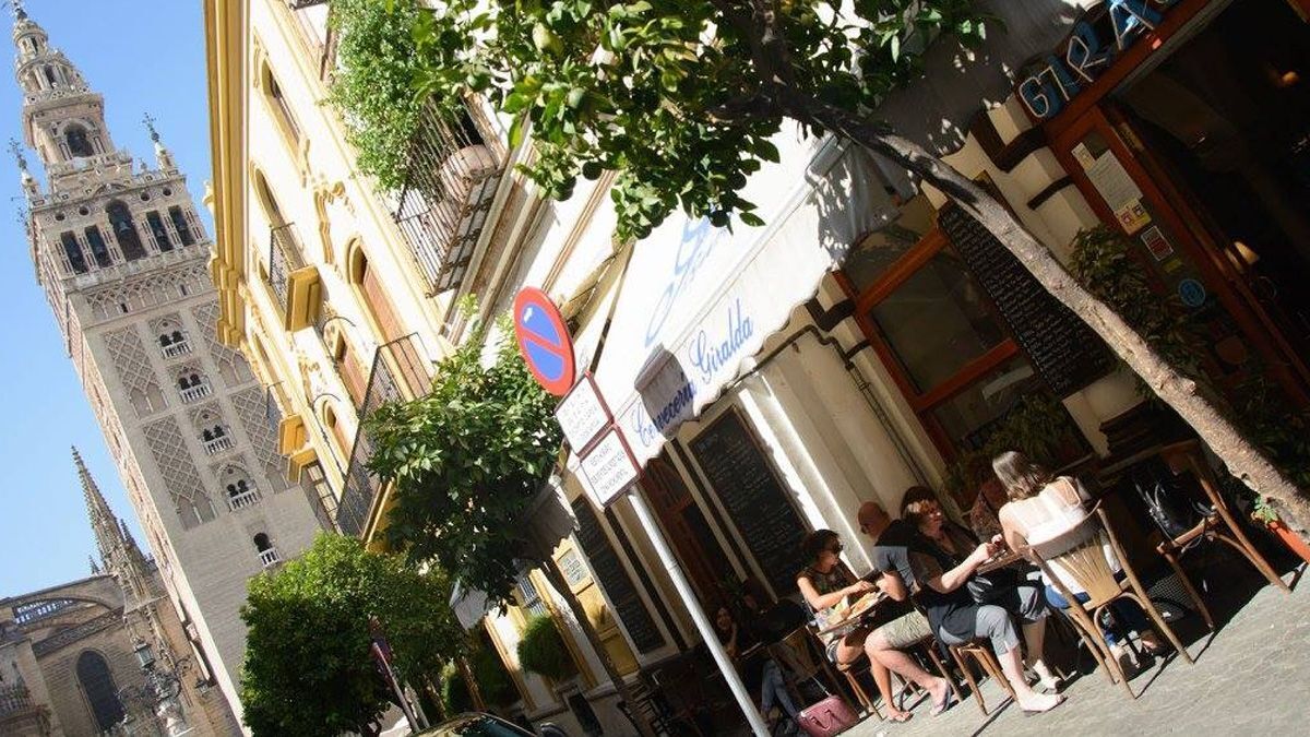 Descubren un baño árabe del siglo XII en los bajos de la Cervecería Giralda