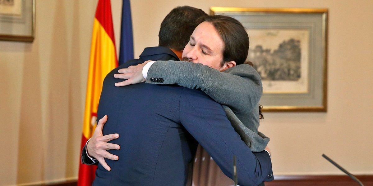 Pedro Sánchez apoya a Pablo Iglesias