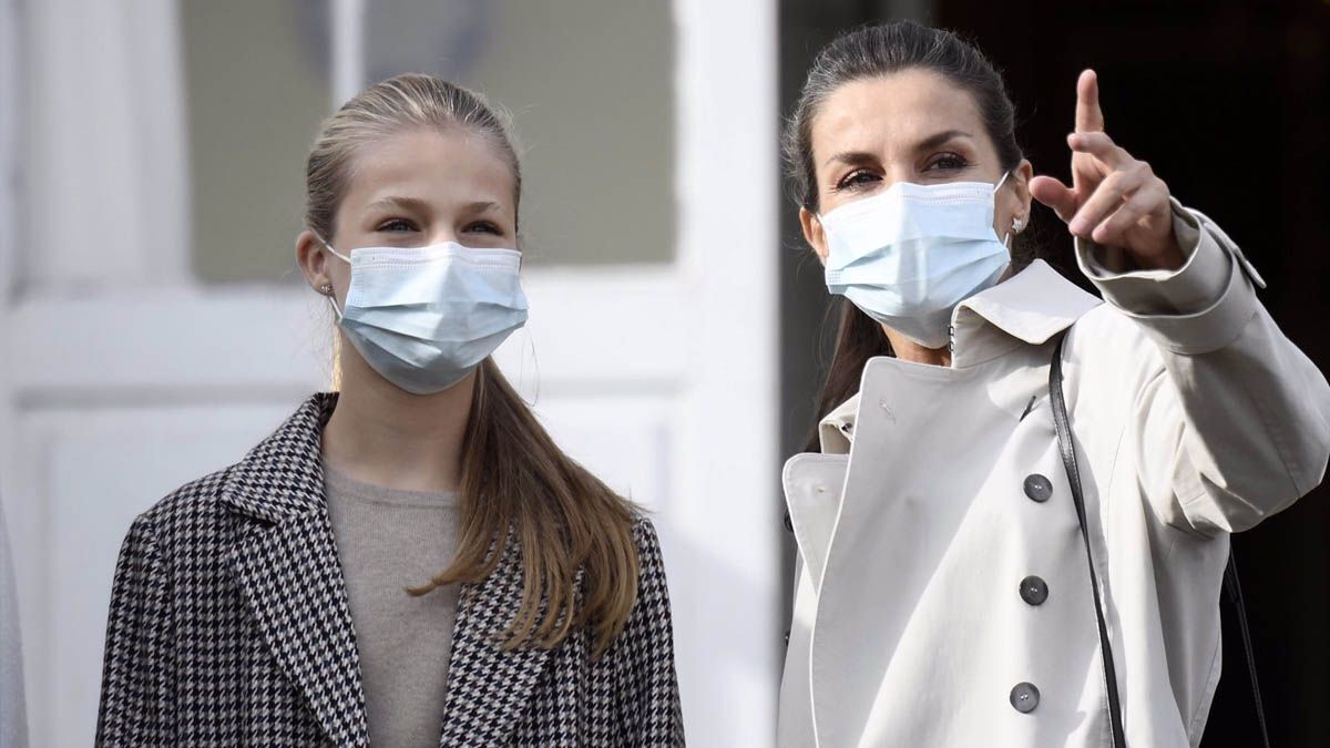 Reina Letizia junto a Princesa Leonor
