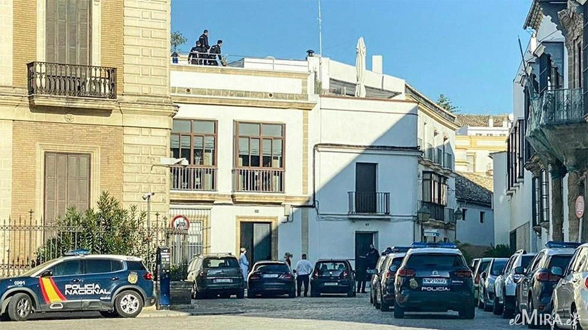 fiesta apartamento turistico Jerez plaza del arroyo